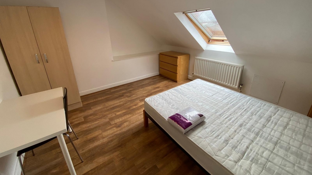 Bedroom 6